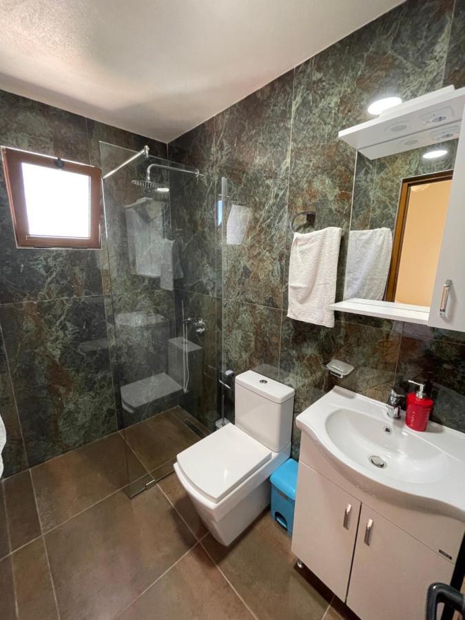 Marea Hotel Ksamil Luaran gambar